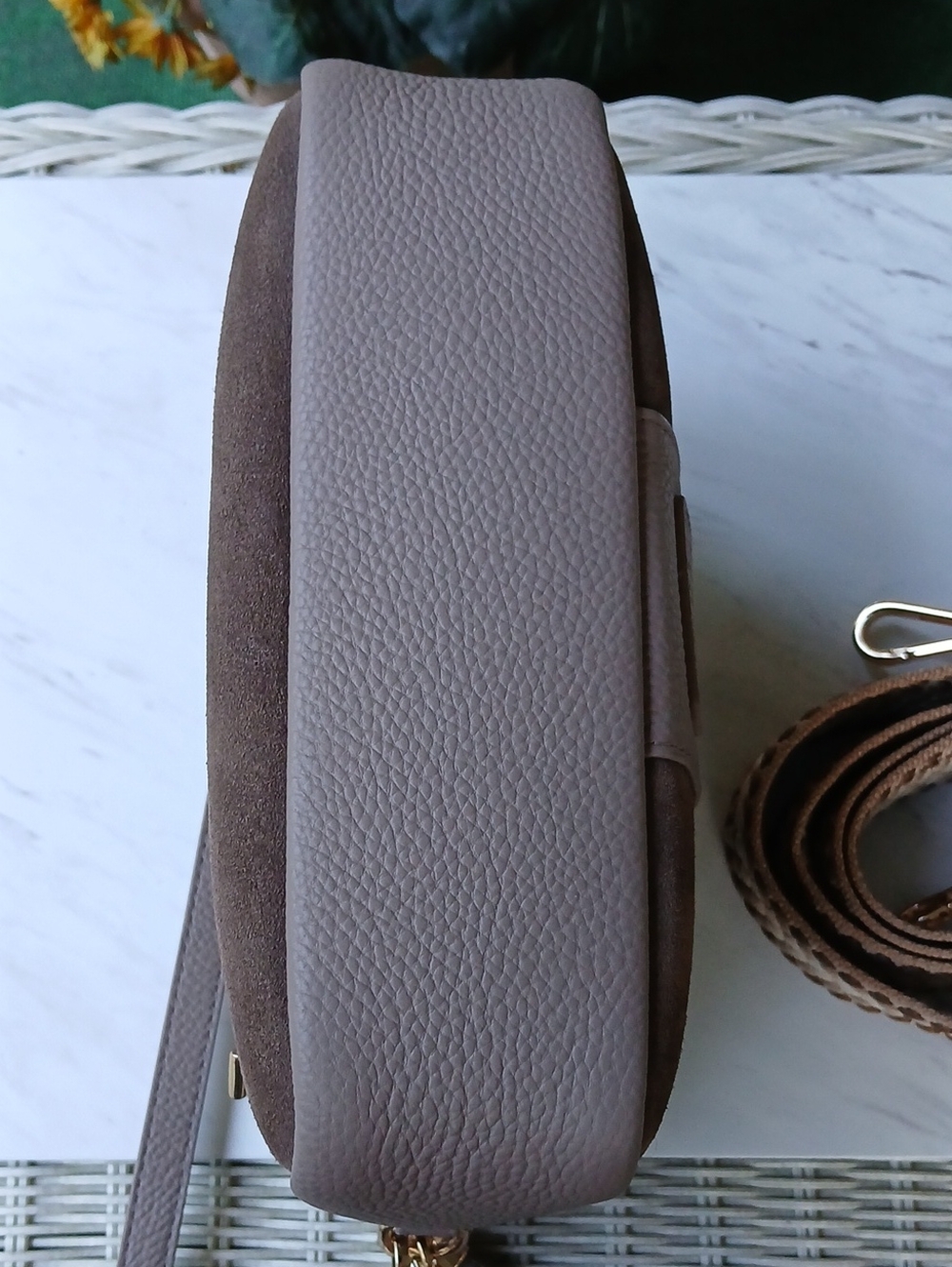 Pom Pom London City Crossbody Leather Bag - Picture 12 of 16